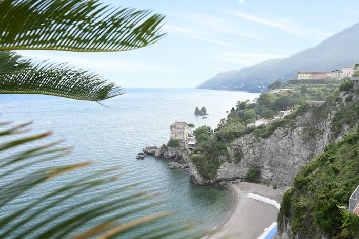 restaurant by sea italy